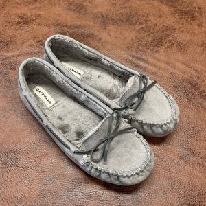 Airwalk Women's Flurry Faux Fur Grey Moc Faux Suede Slippers Size 13